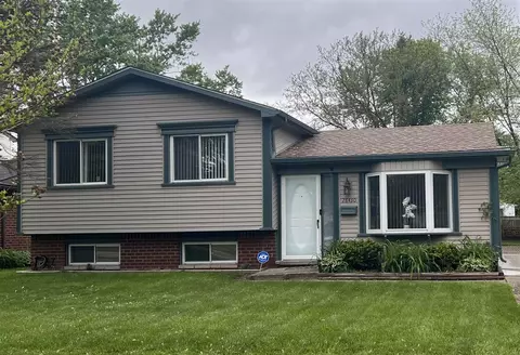 28430 Meadow, Romulus, MI 48174