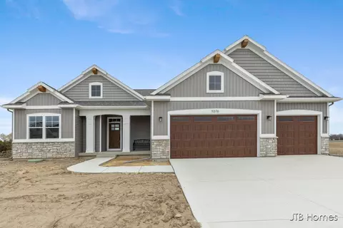 11376 Shoreline #115, Allendale, MI 49401