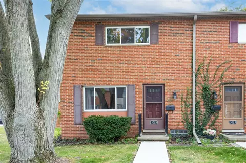 3025 Wolverine Dr, Ann Arbor, MI 48108