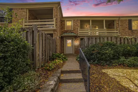 2433 Abbington, Grand Rapids, MI 49506