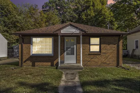 812 Gayle, Kalamazoo, MI 49048