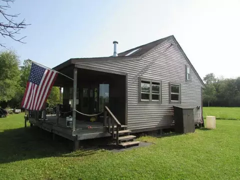 10121 Parkila, Update, MI 49958
