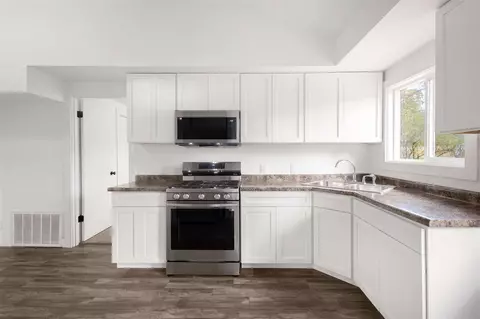 Kitchen - 66949 Winding Riv, Constantine, MI 49042 photo 1 of 2