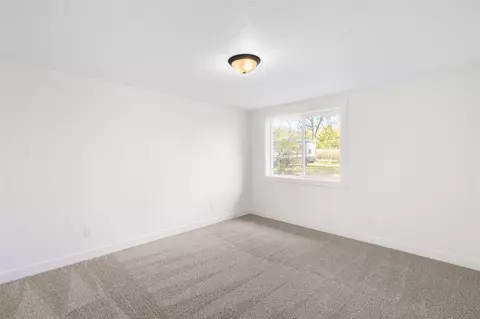 Bedroom - 66949 Winding Riv, Constantine, MI 49042 photo 1 of 2