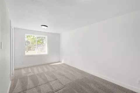 Bedroom - 66949 Winding Riv, Constantine, MI 49042 photo 2 of 2