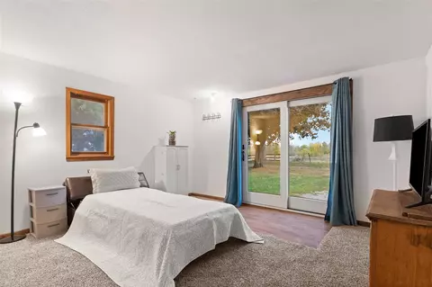 Bedroom - 4924 E Haslett, Perry, MI 48872 photo 1 of 6