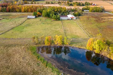 4924 E Haslett, Perry, MI 48872