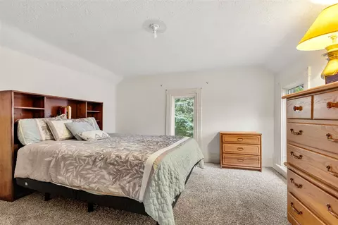 Bedroom - 4924 E Haslett, Perry, MI 48872 photo 5 of 6