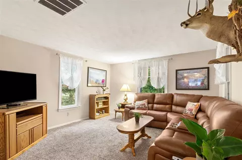 Living - 4924 E Haslett, Perry, MI 48872 photo 1 of 1