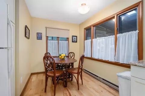 Dining - 13987 Red Arrow, Harbert, MI 49115 photo 2 of 3