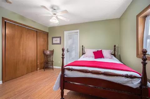 Bedroom - 13987 Red Arrow, Harbert, MI 49115 photo 2 of 4