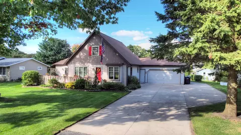 2199 Whispering Dunes, Holland, MI 49424