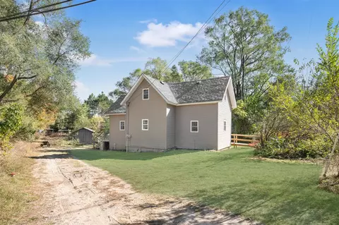 14 2nd St, Stanwood, MI 49346