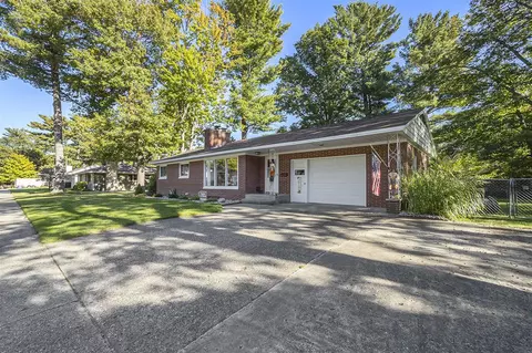 2244 Surfwood, Muskegon, MI 49441