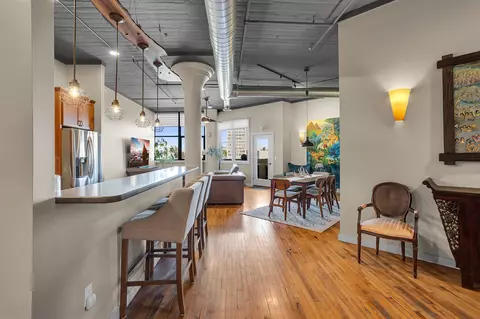 Dining - 109 W Washington # 23, Jackson, MI 49201 photo 1 of 5