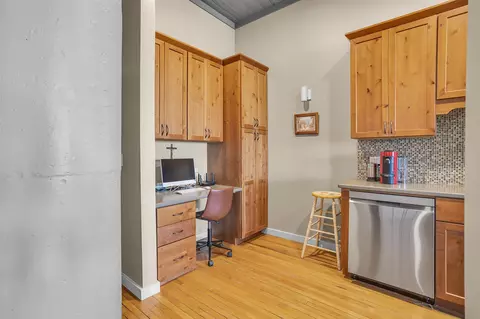 Kitchen - 109 W Washington # 23, Jackson, MI 49201 photo 6 of 6