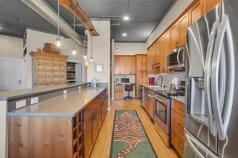 Kitchen - 109 W Washington # 23, Jackson, MI 49201 photo 4 of 6