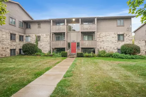 Other - 8713 Candlewood #10, Brighton, MI 48116 photo 7 of 8