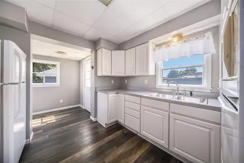 609 17th, Jackson, MI 49203 photo 6
