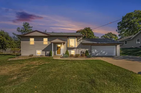 717 Grand Rpds, Middleville, MI 49333