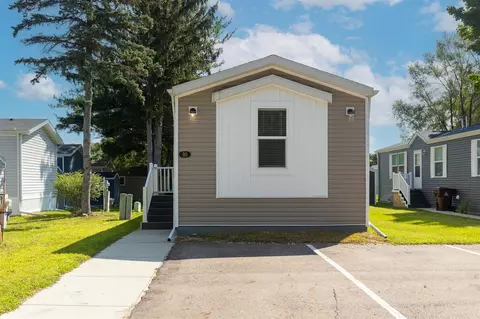 875 W Grand Riv #90, Williamston, MI 48895