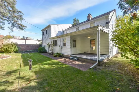 Exterior - 1417 E Stadium, Ann Arbor, MI 48104 photo 9 of 12