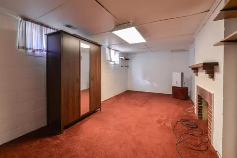 Bedroom - 1417 E Stadium, Ann Arbor, MI 48104 photo 10 of 10