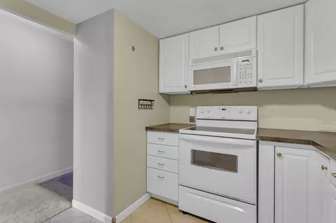 715 W Michigan # 504, Jackson, MI 49201 photo 6