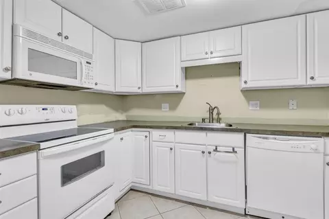 715 W Michigan # 504, Jackson, MI 49201 photo 5