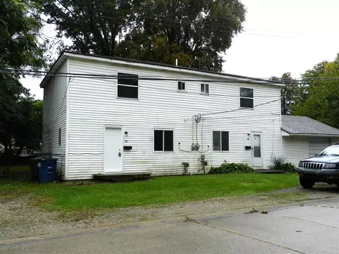 2311 Deerfield, Westland, MI 48186