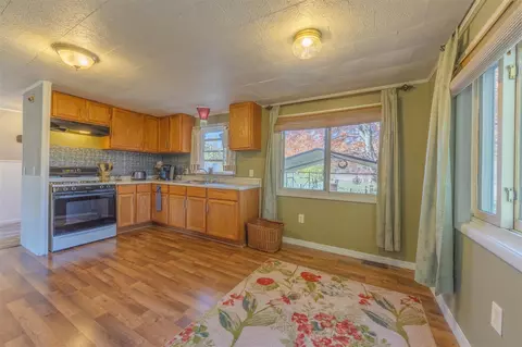 653 106th, Plainwell, MI 49080 photo 3