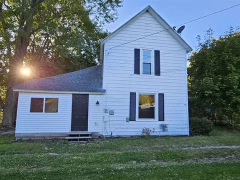 99 S Western, Grant, MI 49327
