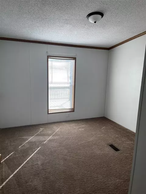 Bedroom - 8024 Scott, Saranac, MI 48881 photo 4 of 7