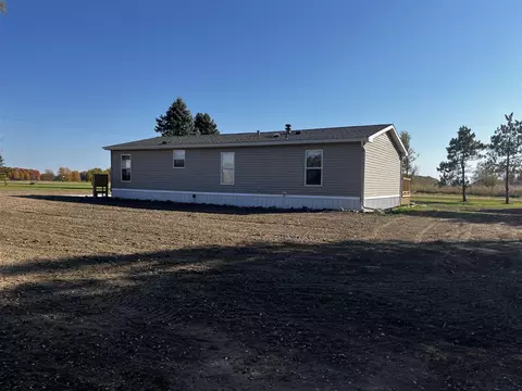 Exterior - 8024 Scott, Saranac, MI 48881 photo 2 of 3