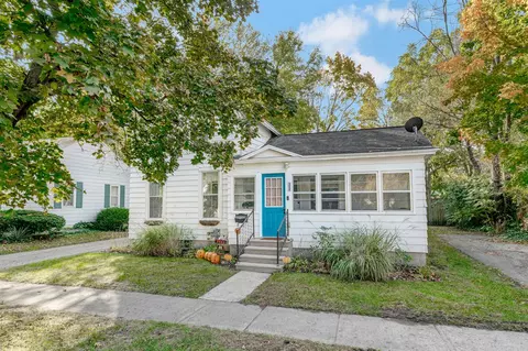314 E Berrien, Paw Paw, MI 49079