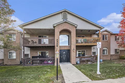 2448 Quarterback #8, Ypsilanti, MI 48197