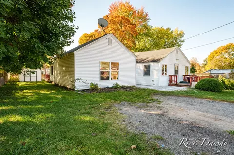 190 W Lincoln, Grant, MI 49327 photo 2