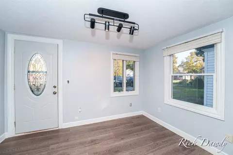 190 W Lincoln, Grant, MI 49327 photo 3