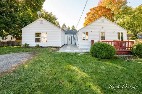 190 W Lincoln, Grant, MI 49327