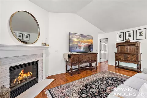 2104 Lamont, Walker, MI 49534 photo 9