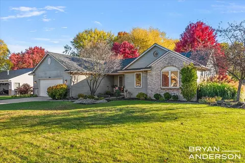 2104 Lamont, Walker, MI 49534 photo 6