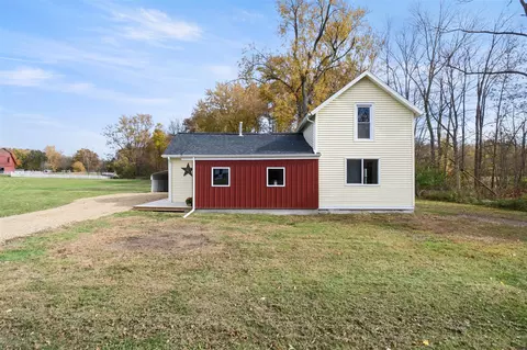 1835 S Dearing, Parma, MI 49269