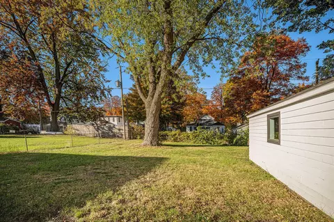 Exterior - 246 E Michigan, Three Rivers, MI 49093 photo 8 of 9