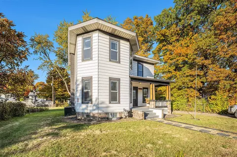 Exterior - 246 E Michigan, Three Rivers, MI 49093 photo 4 of 9