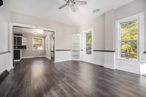 Living - 246 E Michigan, Three Rivers, MI 49093 photo 5 of 7