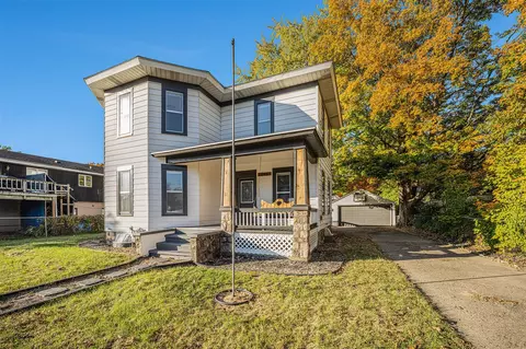 Exterior - 246 E Michigan, Three Rivers, MI 49093 photo 3 of 9