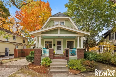 3267 College, Grand Rapids, MI 49525