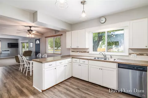 4181 18th, Dorr, MI 49323 photo 11