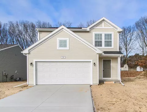 797 Hollyhock, Greenville, MI 48838