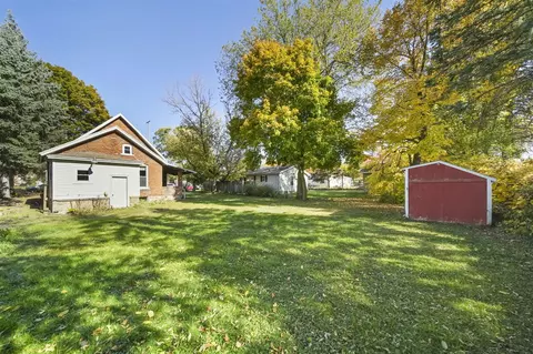 Exterior - 615 St Clair, Jackson, MI 49202 photo 5 of 11